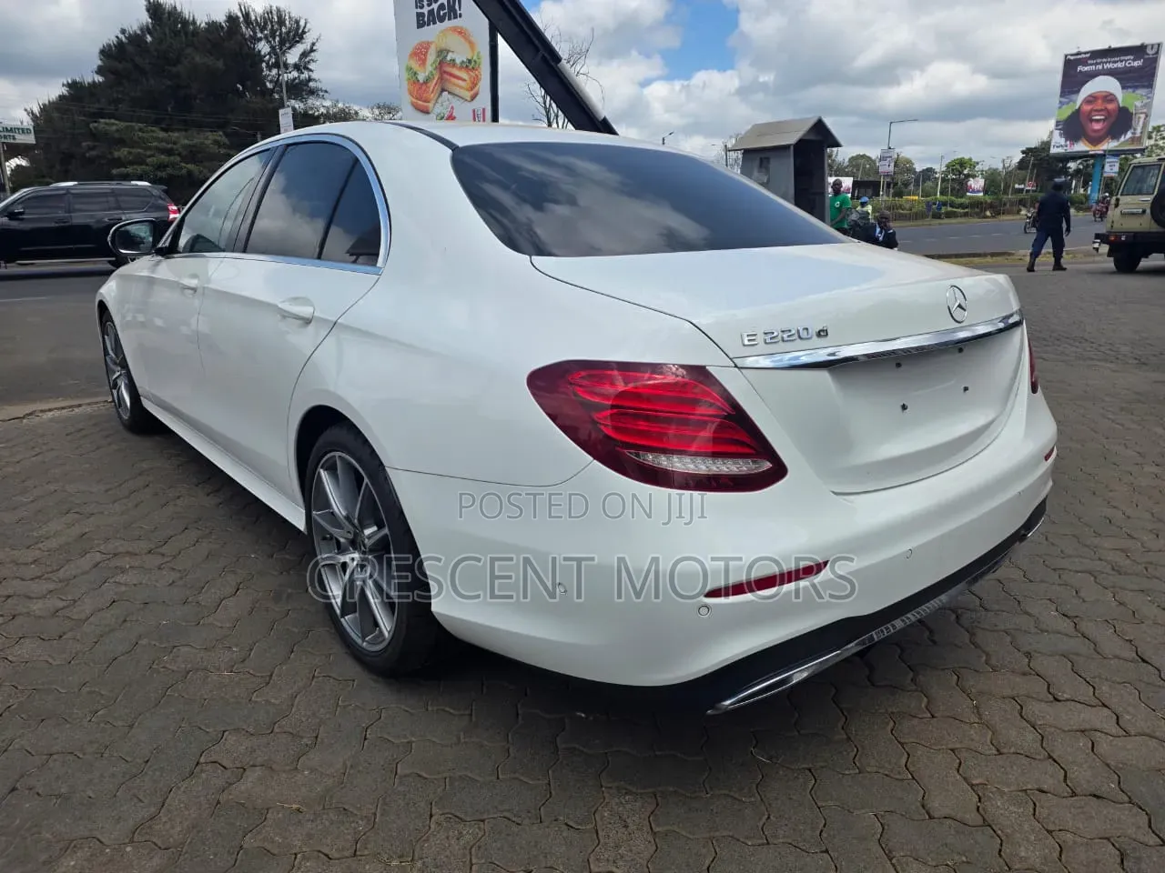 Mercedes-Benz E220 2019 White