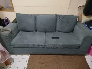 Three Seater Sofa Set Quick Sale