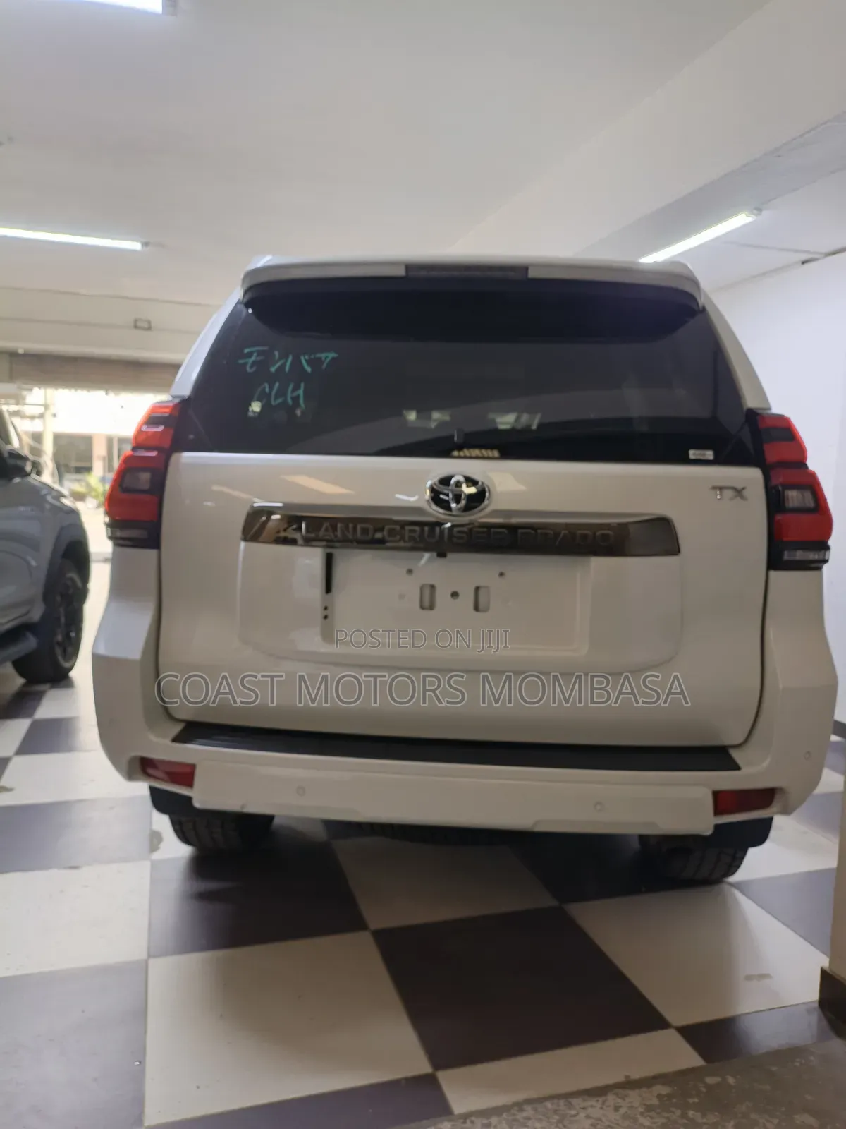 Toyota Land Cruiser 2021 White