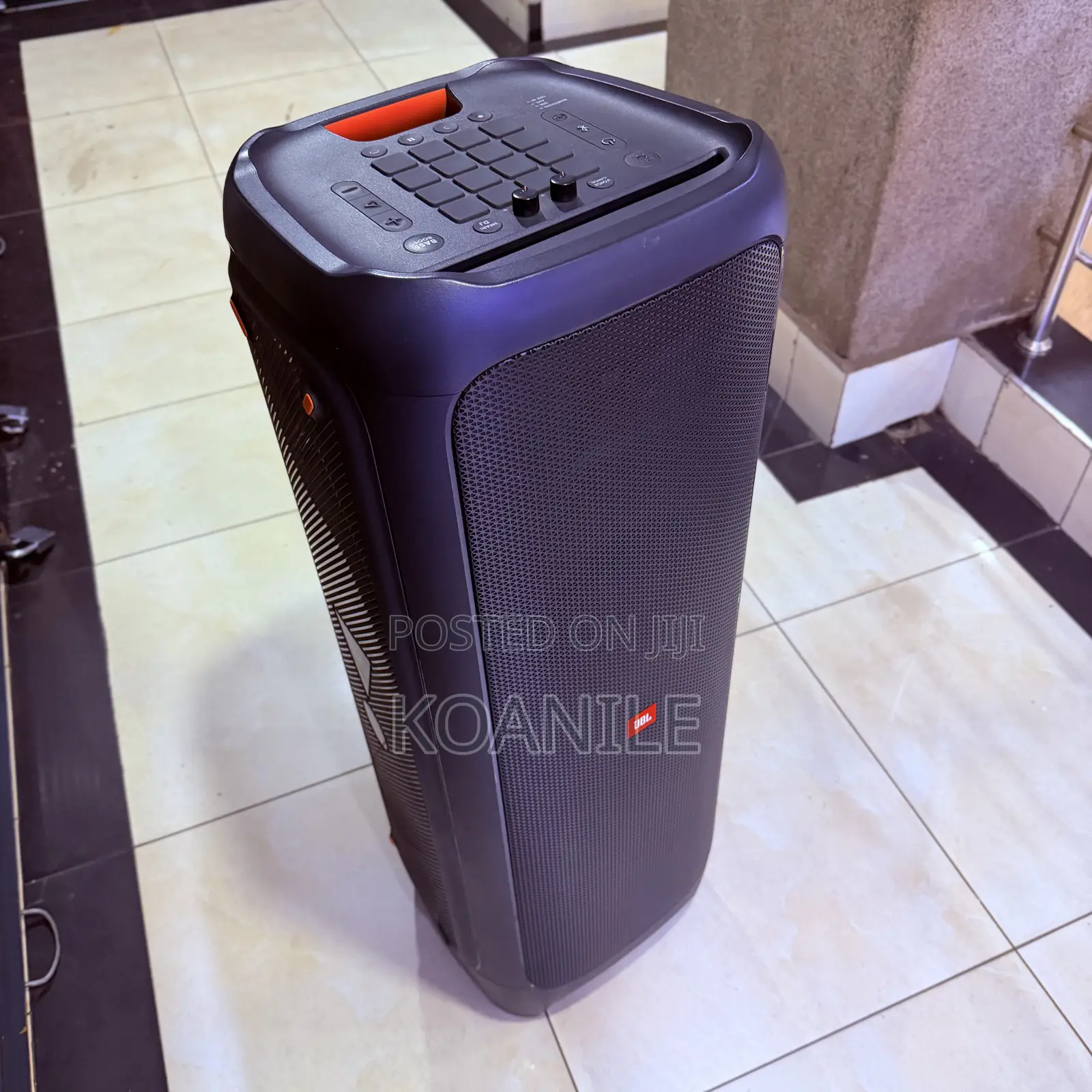JBl Partybox 1000 (Used)