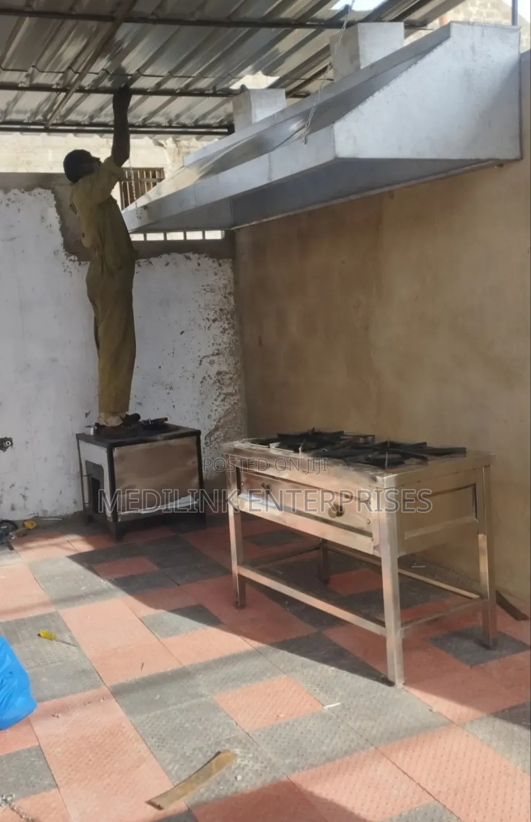 Two Burner Cooker+hood + Installation