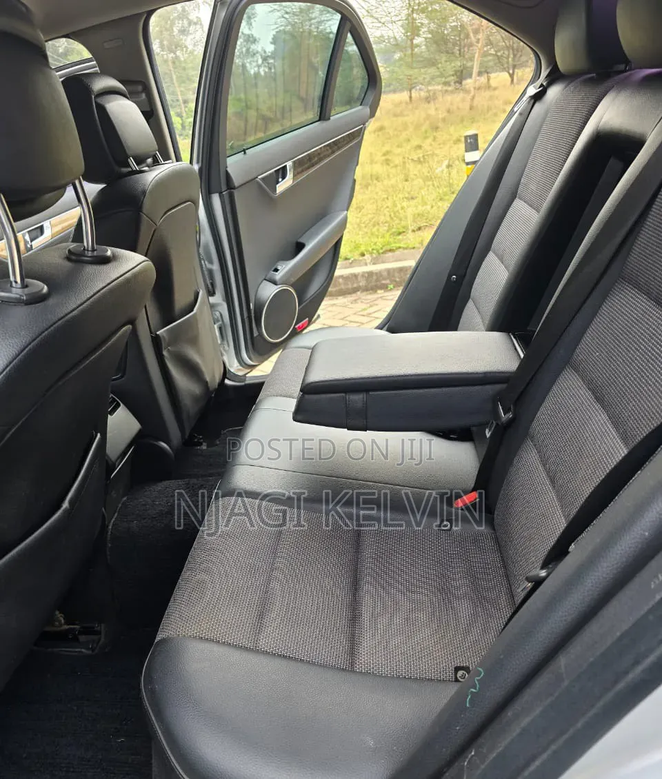 Mercedes-Benz C200 2008 Silver