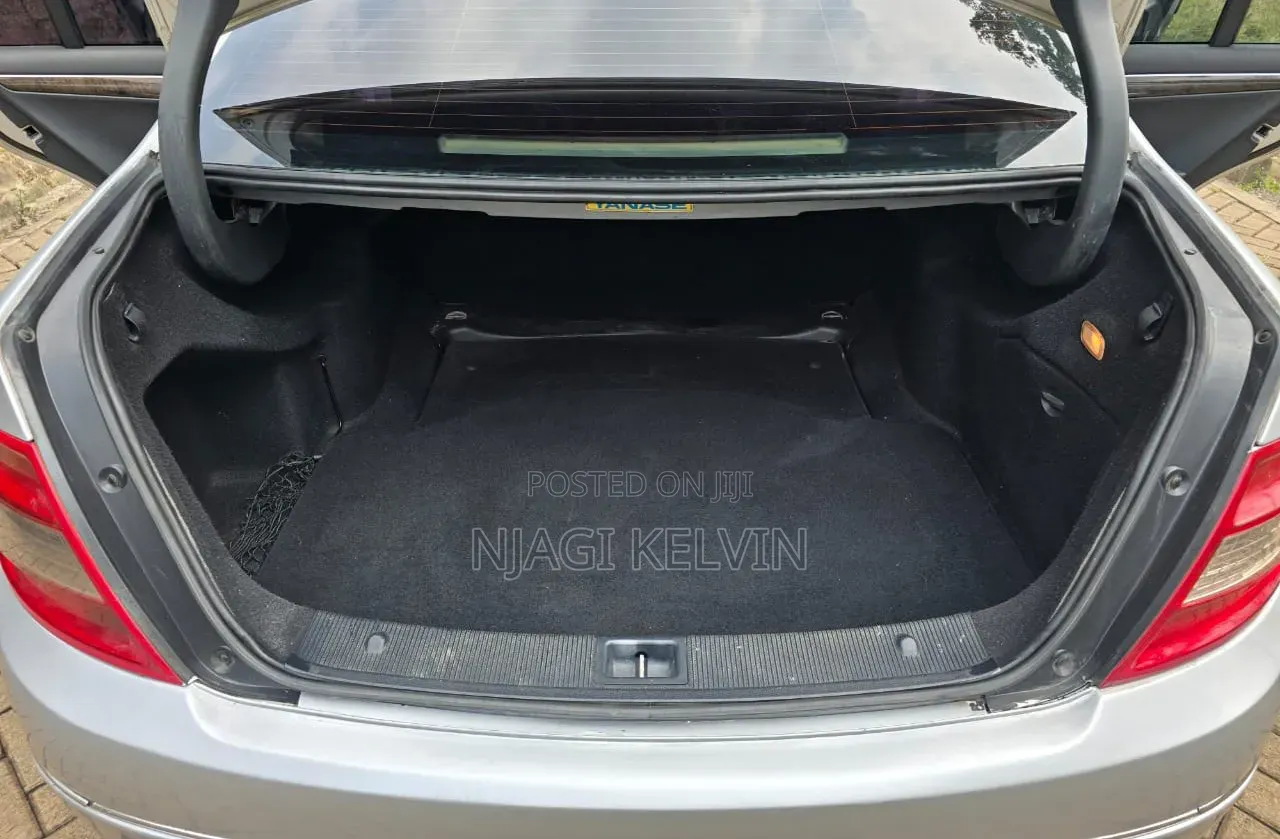 Mercedes-Benz C200 2008 Silver