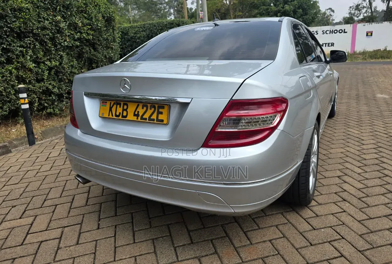 Mercedes-Benz C200 2008 Silver