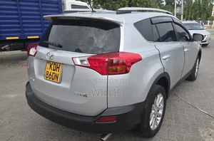 Toyota RAV4 2015 Silver