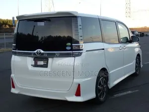 Toyota Voxy 2020 White