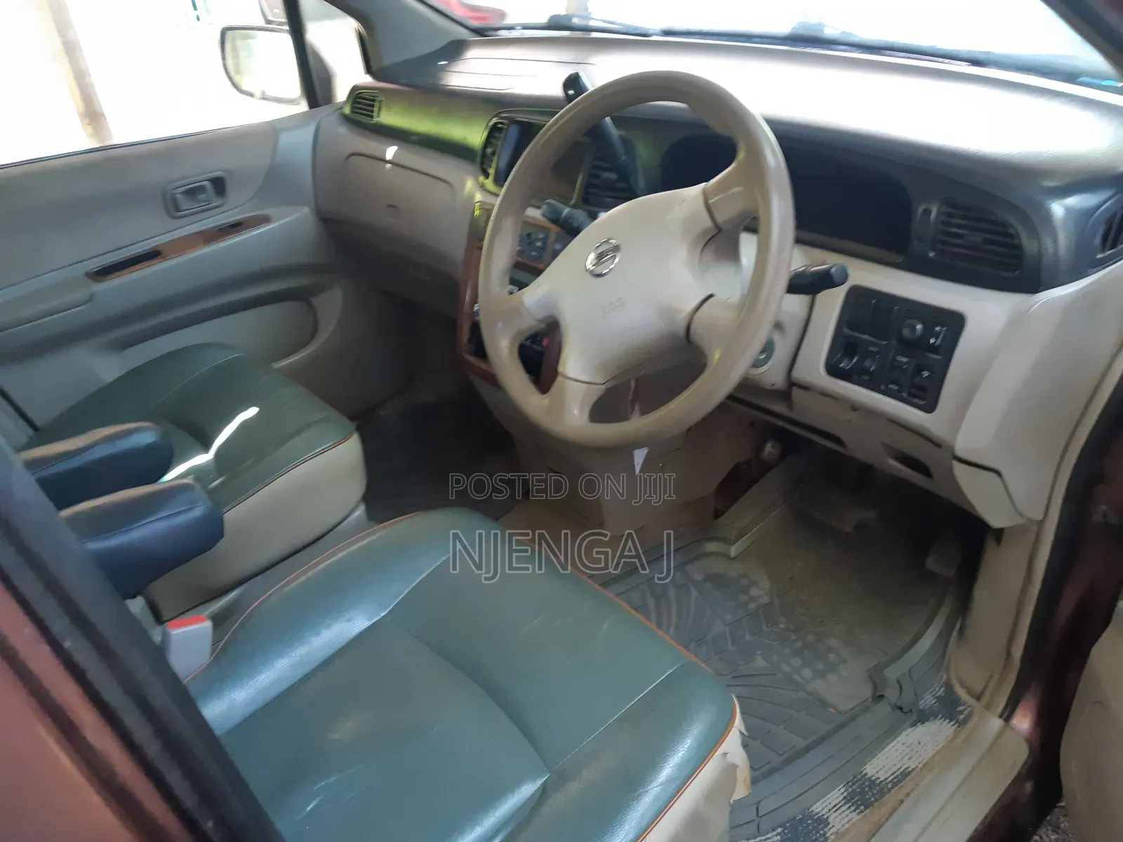 Nissan Liberty 2003 Maroon