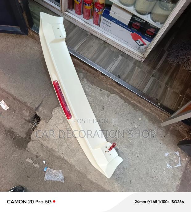 Fj120 Generation Rear Spoiler Improves Visibility for Trailing Motoris - thumbnail 2