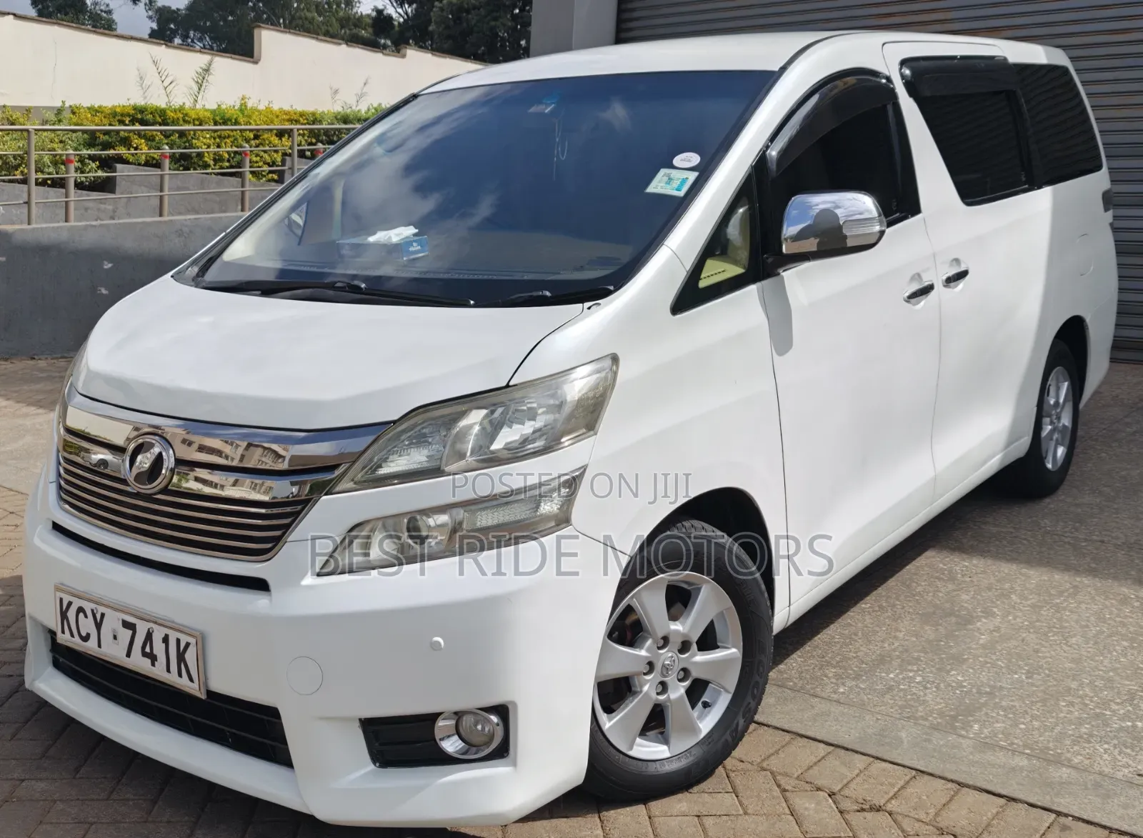 Toyota Alphard 2012 Pearl