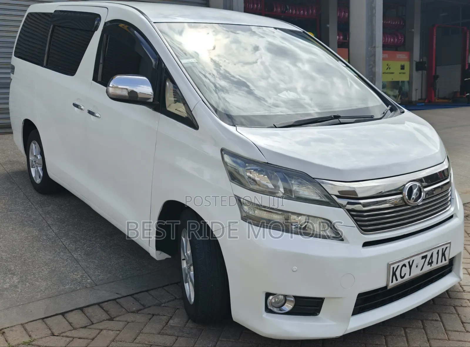 Toyota Alphard 2012 Pearl