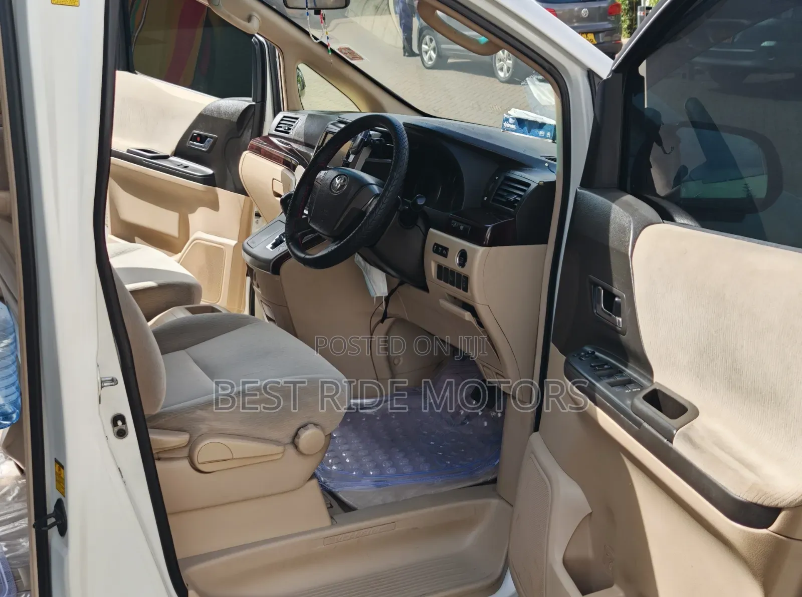 Toyota Alphard 2012 Pearl
