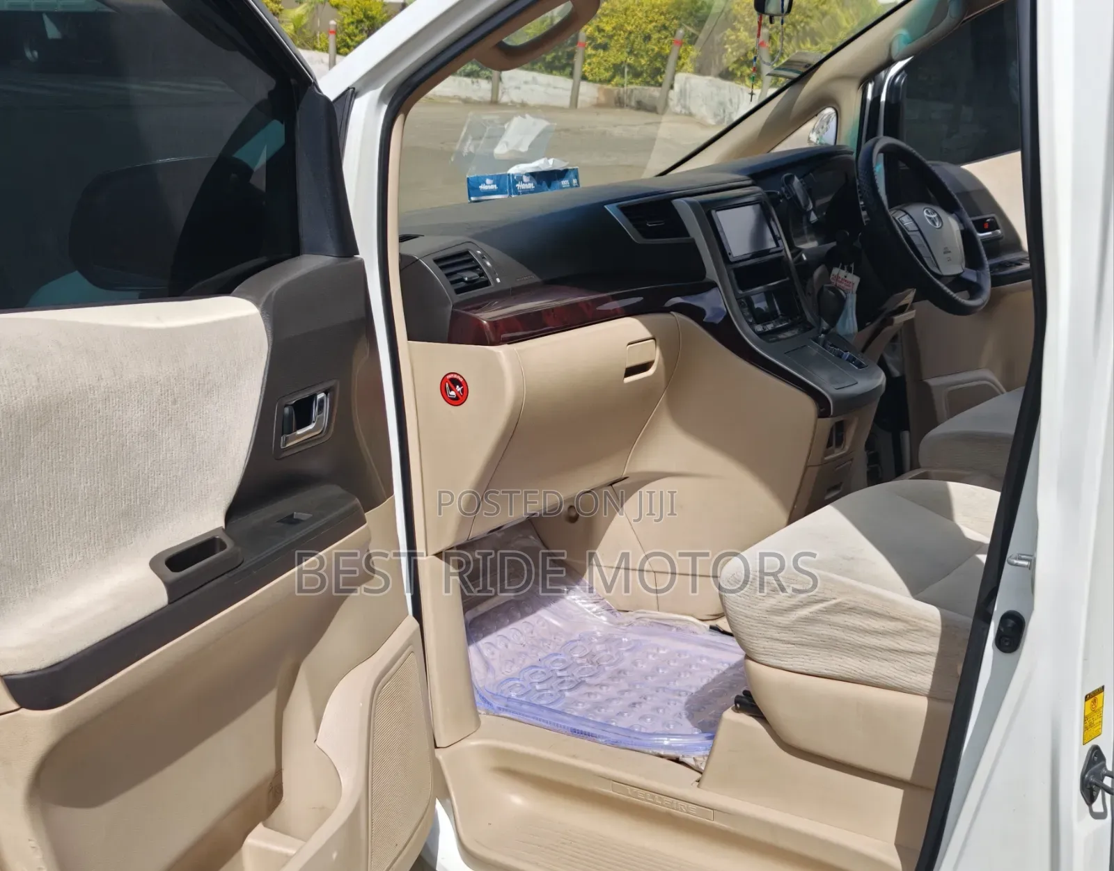 Toyota Alphard 2012 Pearl