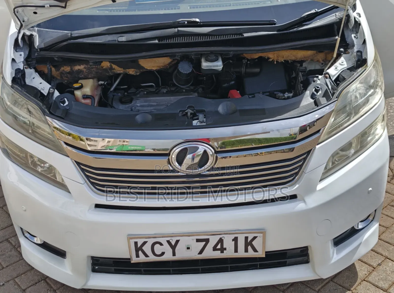 Toyota Alphard 2012 Pearl
