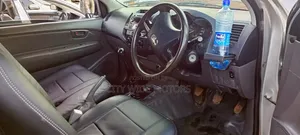 Toyota Hilux 2014 Silver