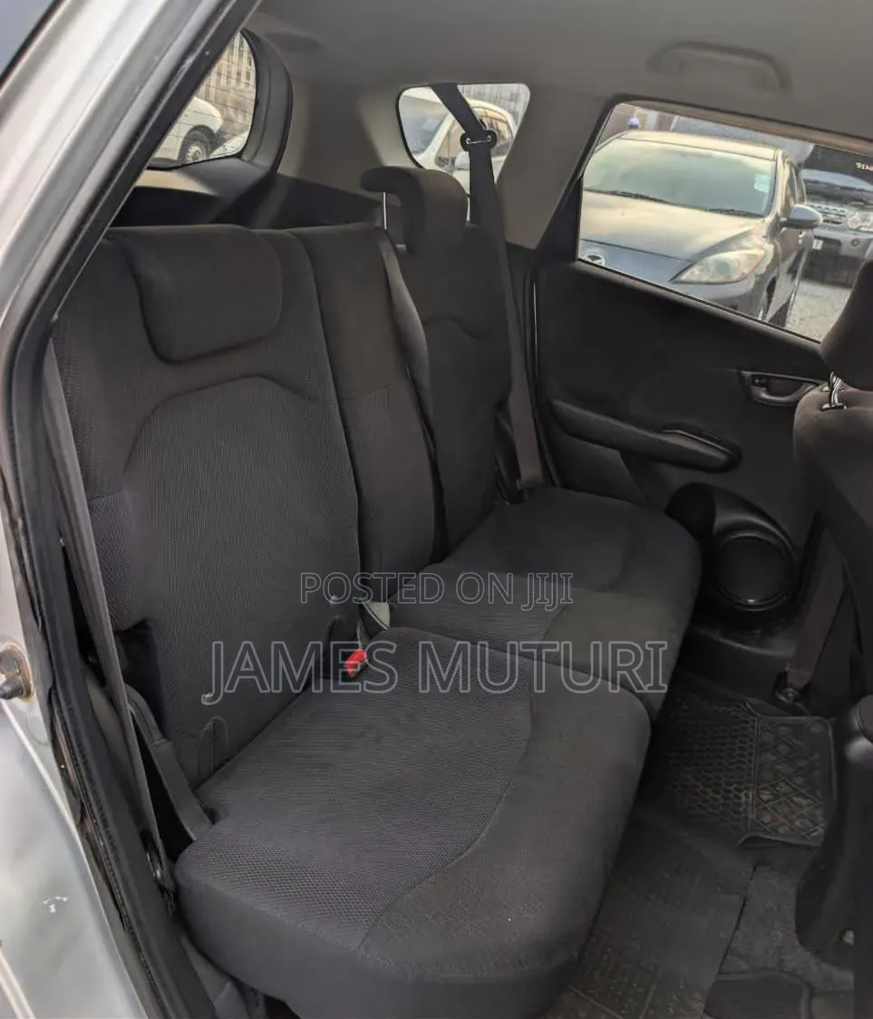 Honda Fit 2011 Silver