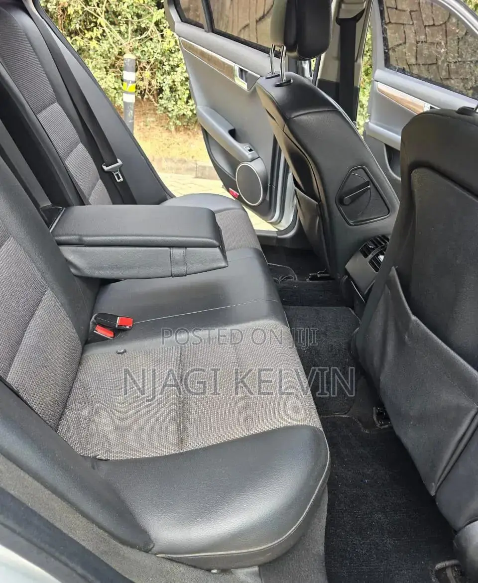 Mercedes-Benz C200 2008 Silver