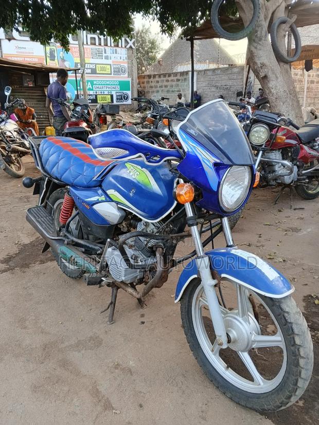 TVS HLX Plus ES 2021 Blue - thumbnail 3