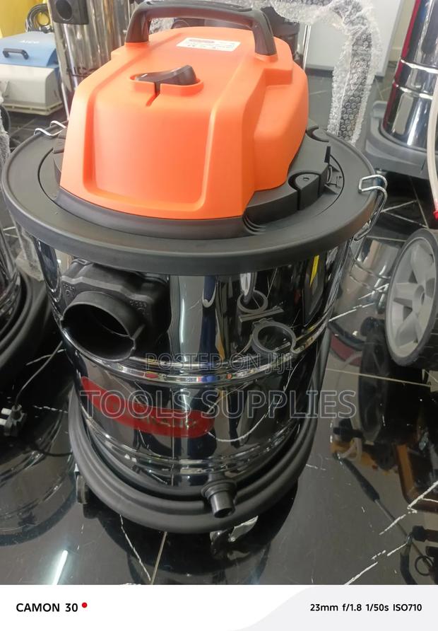 Wet and Dry Vacuum Cleaner, 50 Litres