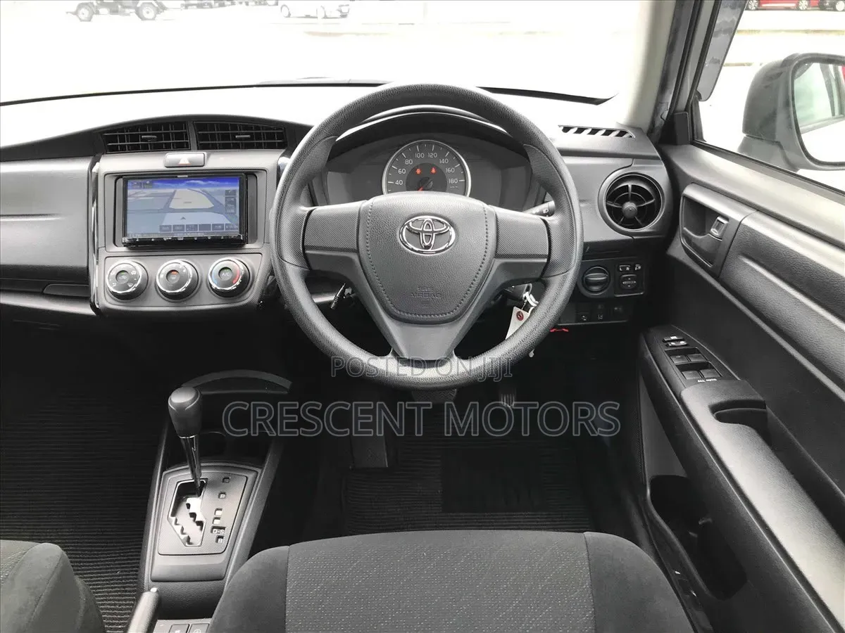 Toyota Axio 2020 Silver