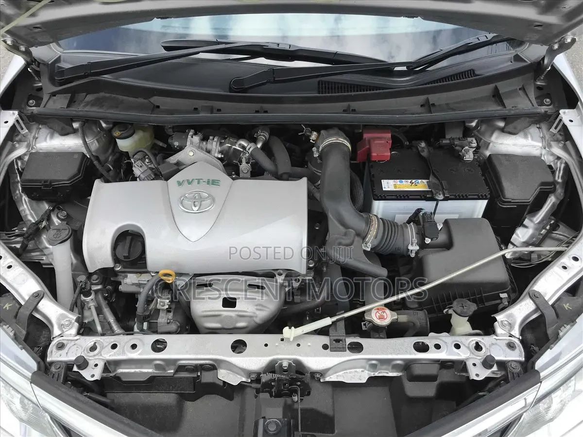 Toyota Axio 2020 Silver