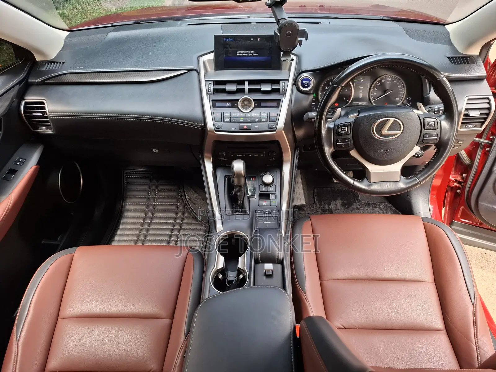 Lexus NX 300h FWD 2016 Red
