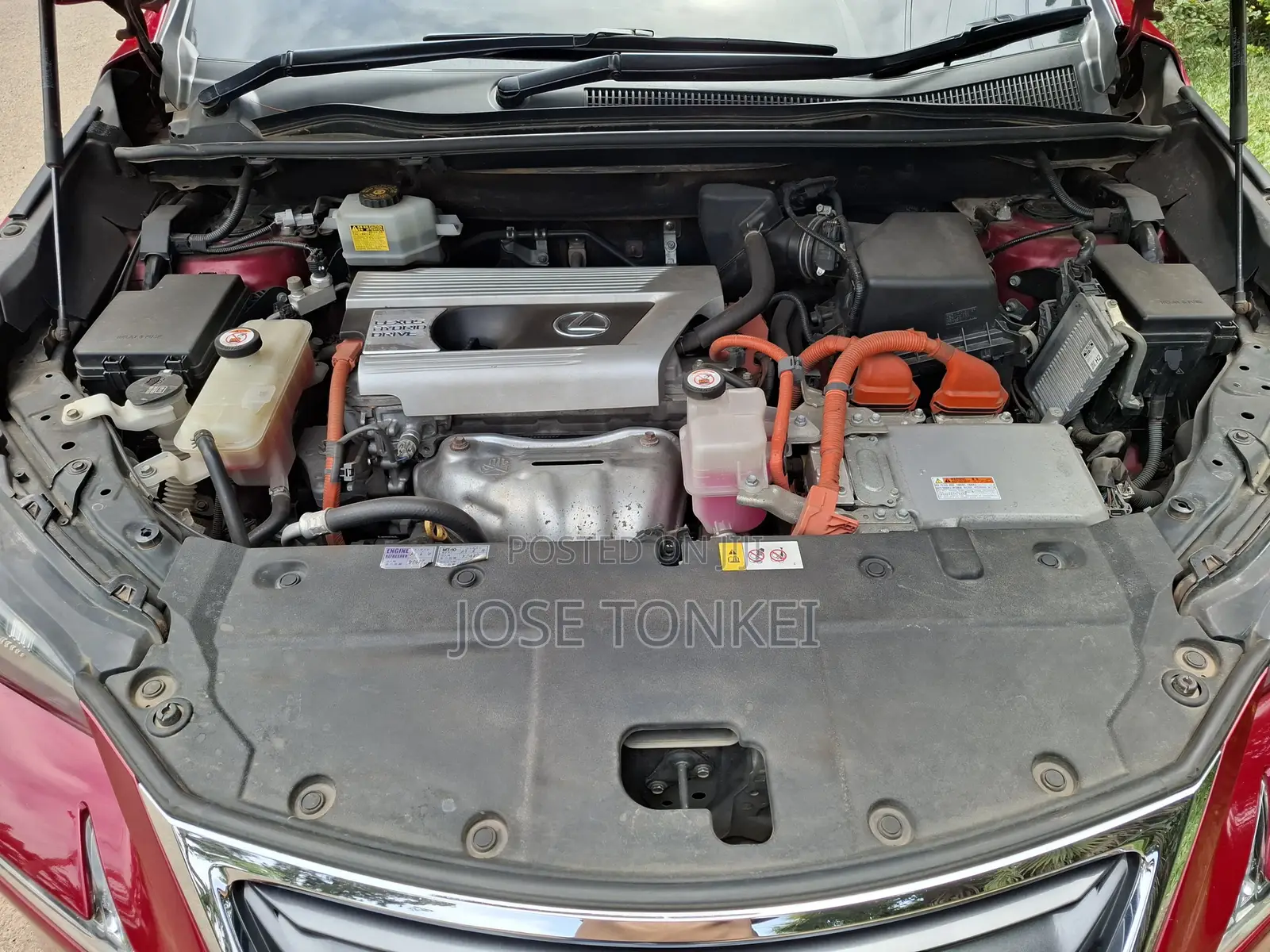 Lexus NX 300h FWD 2016 Red