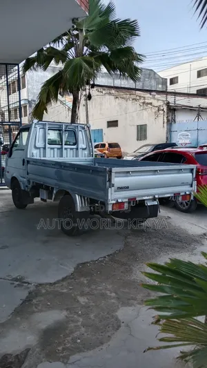 Mazda Bongo Truck
