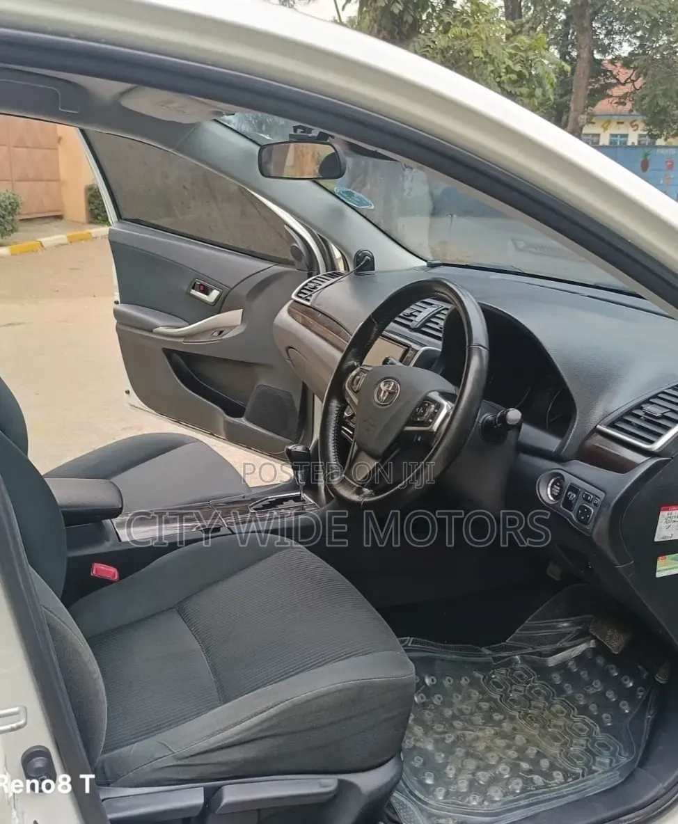 Toyota Premio 2019 White