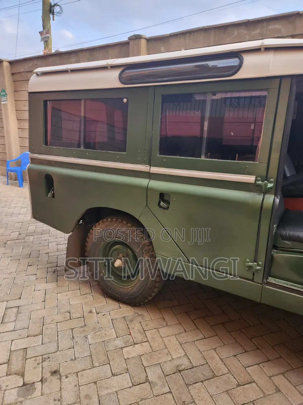 Land Rover Defender 1969 Green