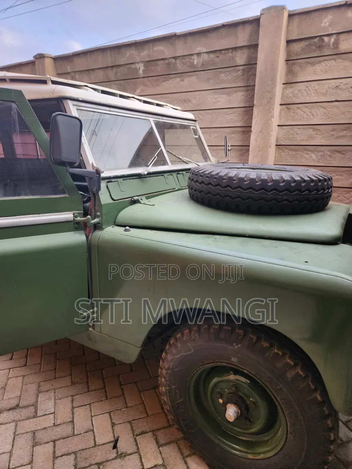 Land Rover Defender 1969 Green