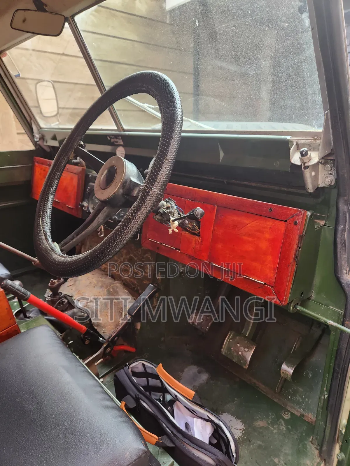 Land Rover Defender 1969 Green