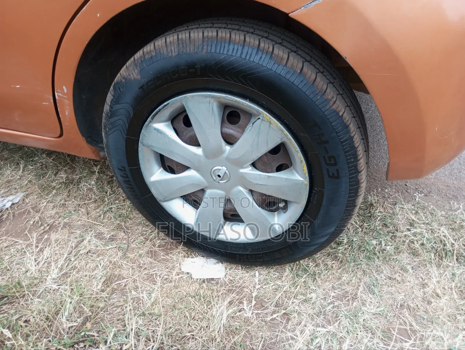 Nissan March 2013 Orange