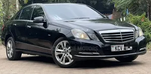 Mercedes-Benz E250 2012 Black