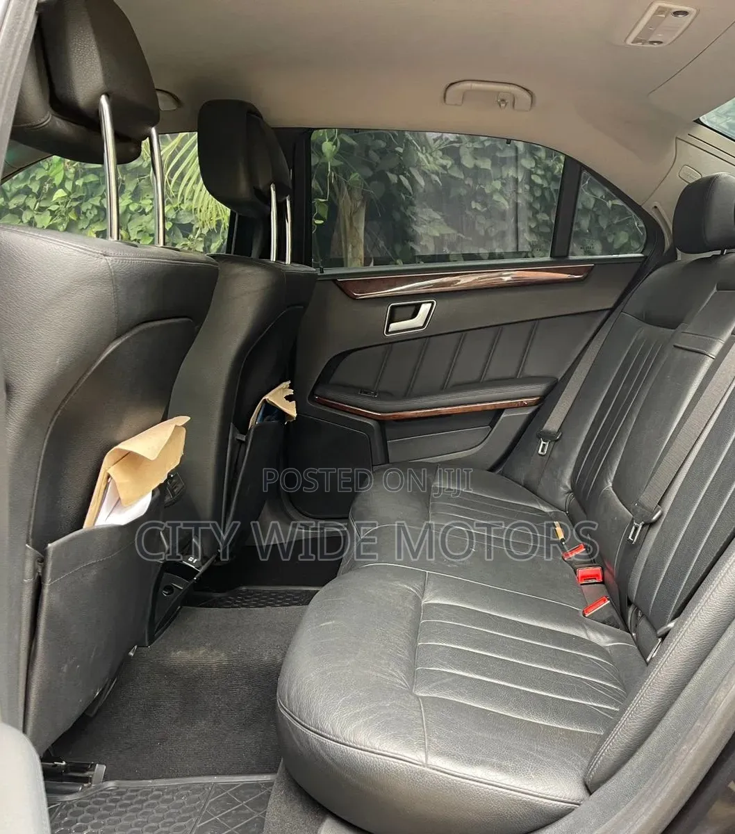 Mercedes-Benz E250 2012 Black
