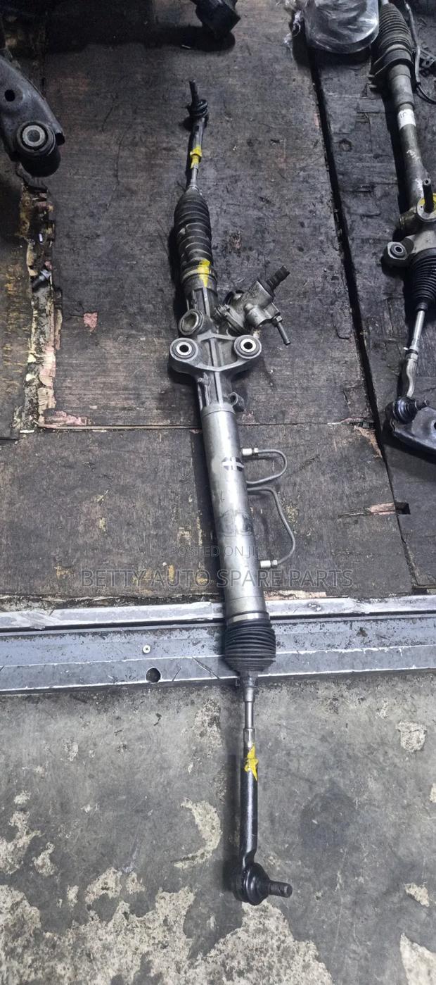 Toyota 7 L Steering Rack 4wd
