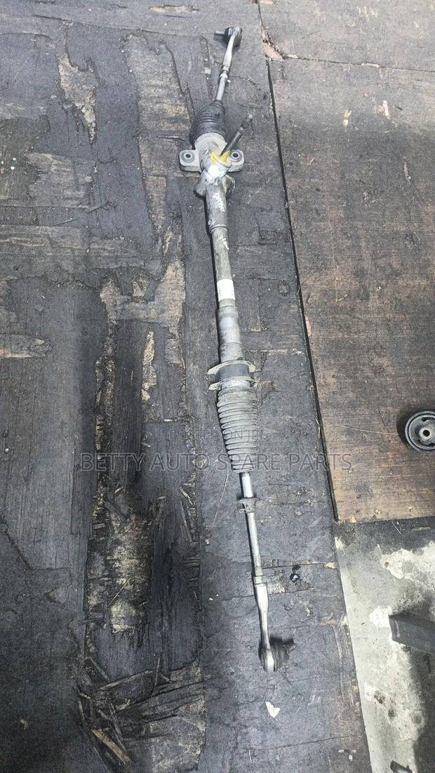 Toyota Passo Steering Rack