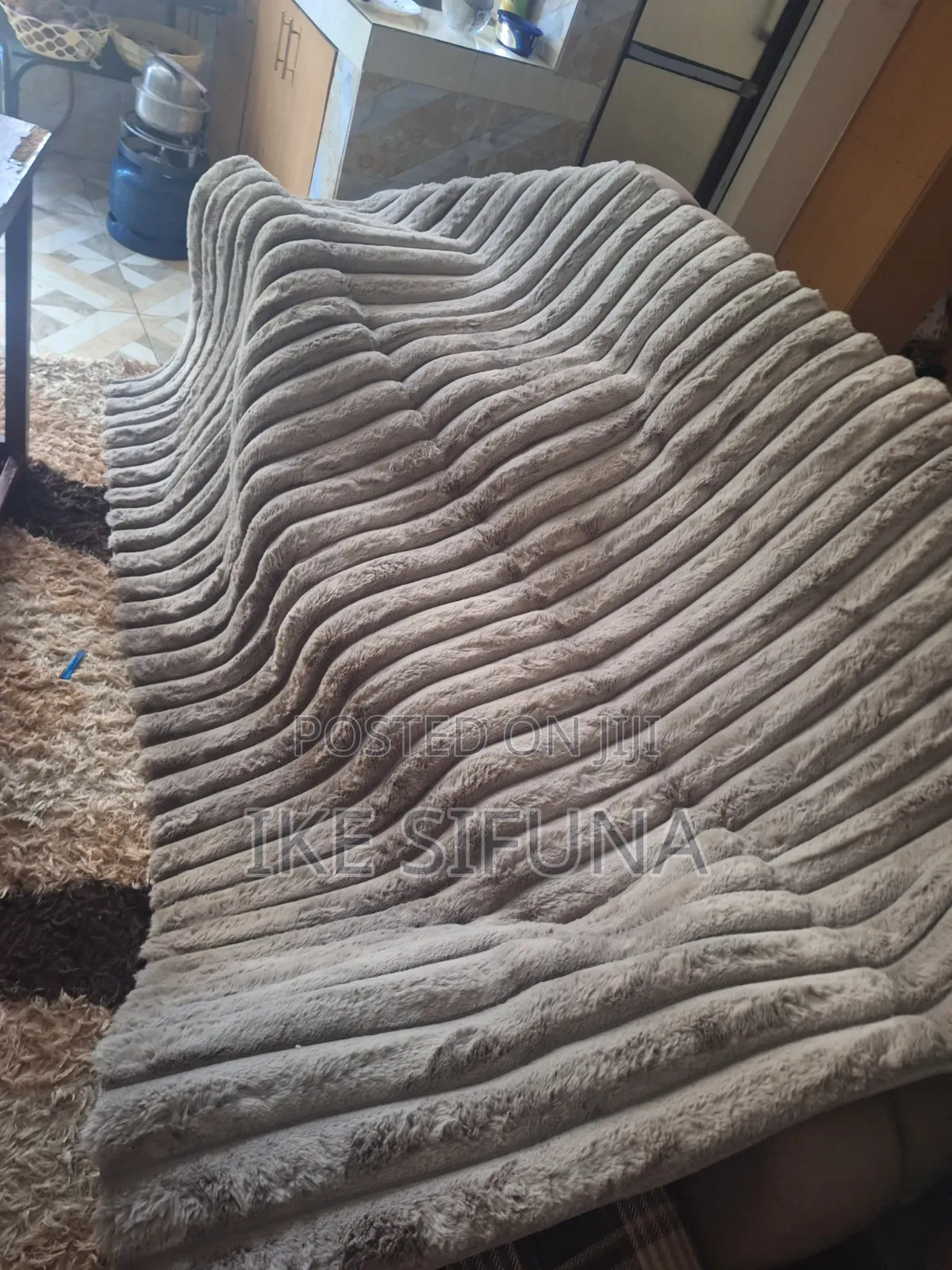 5by 7New Rabbit Fur Carpet