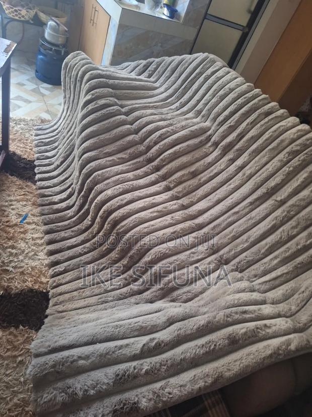 5by 7New Rabbit Fur Carpet - thumbnail 2