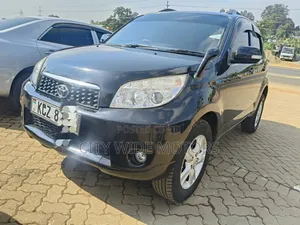 Toyota Rush 2013 Black