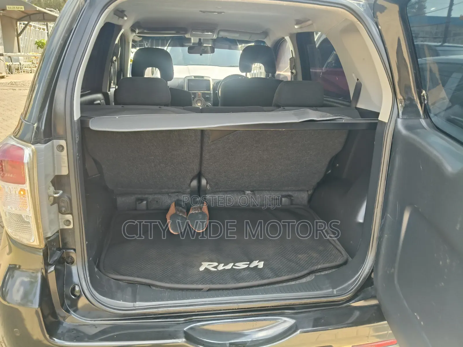 Toyota Rush 2013 Black