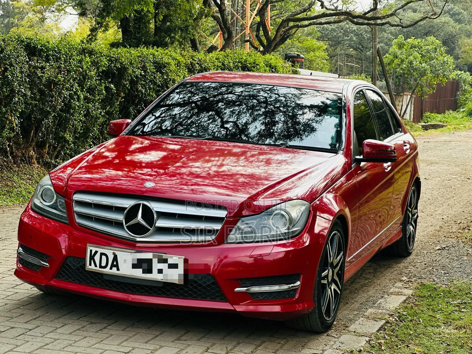 Mercedes-Benz C180 2013 Red