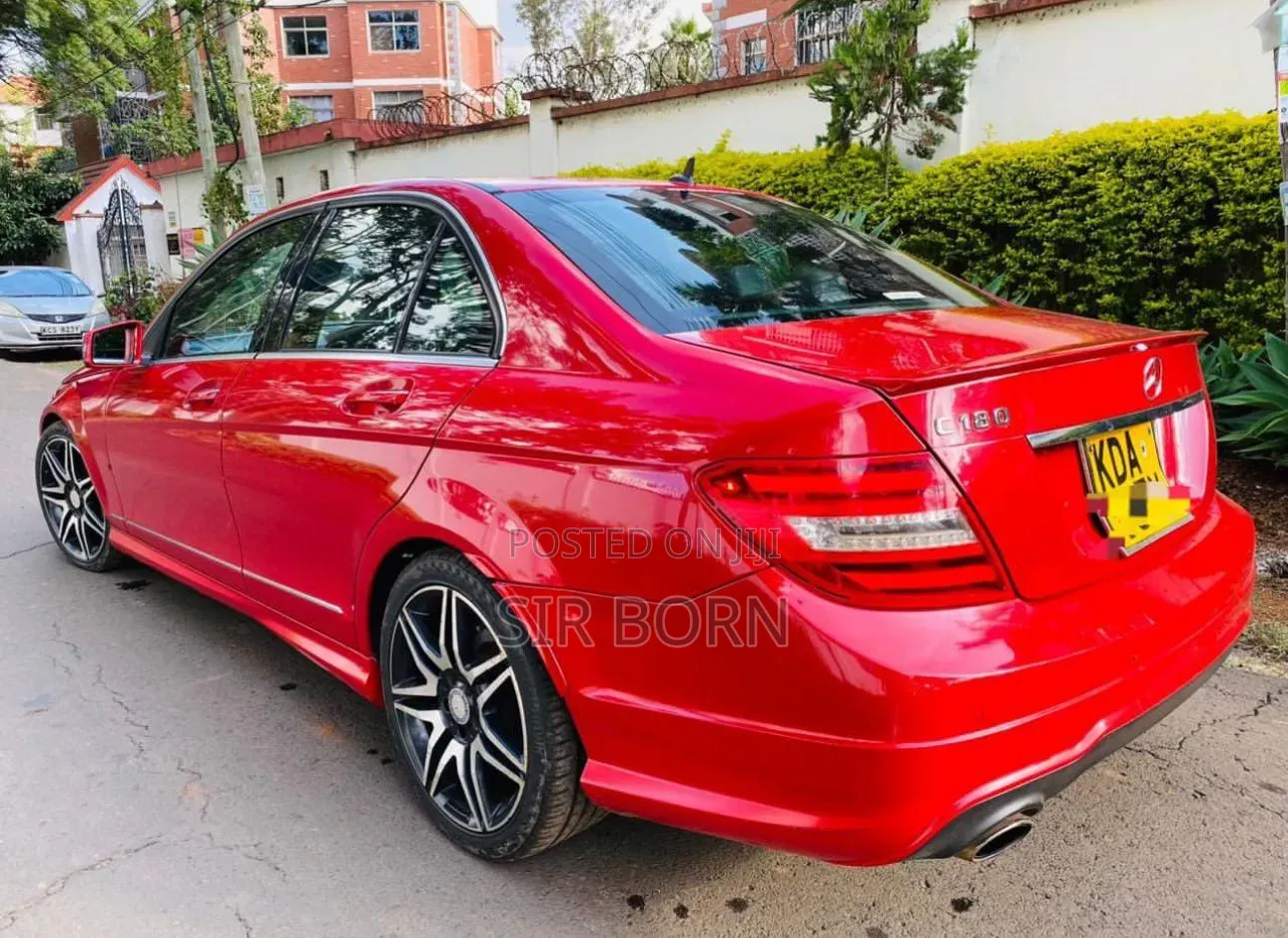 Mercedes-Benz C180 2013 Red