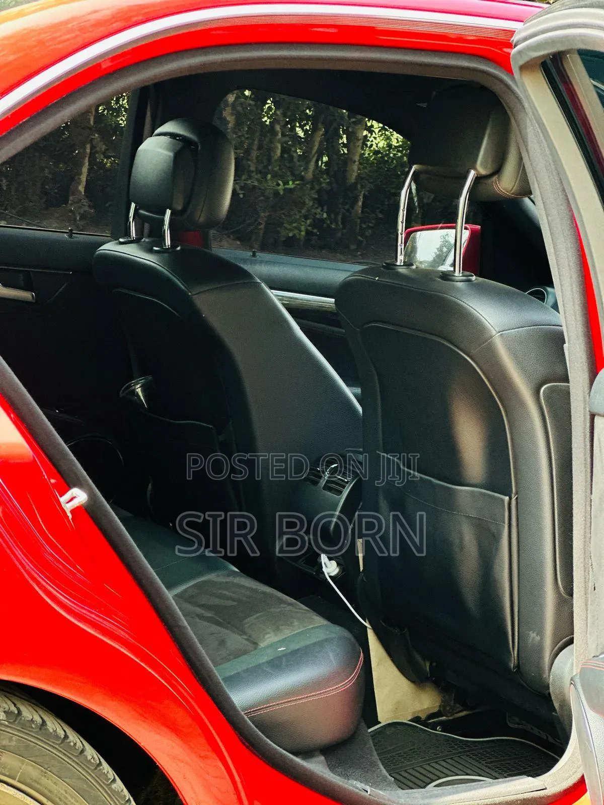 Mercedes-Benz C180 2013 Red