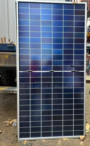3.2kva - 2.56kwh Lithium - (3)595W Solar Free Installation Shipping