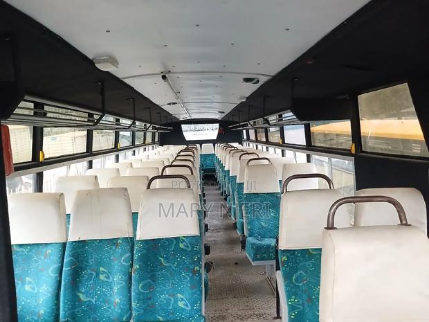 Isuzu Executive Bus 2004 Yellow - thumbnail 9