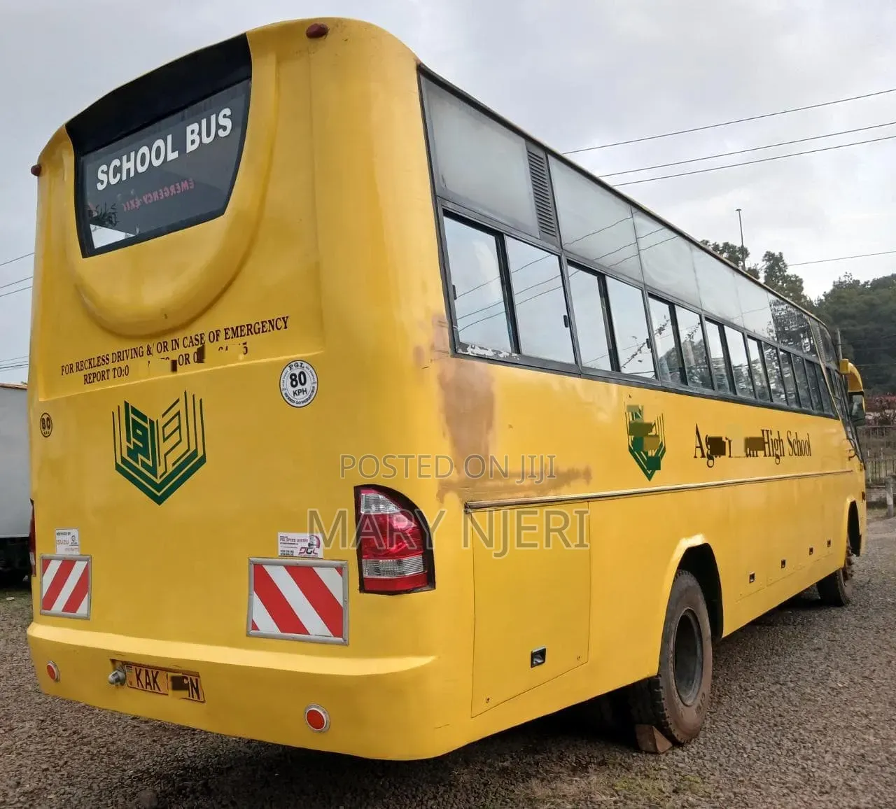 Isuzu Executive Bus 2004 Yellow