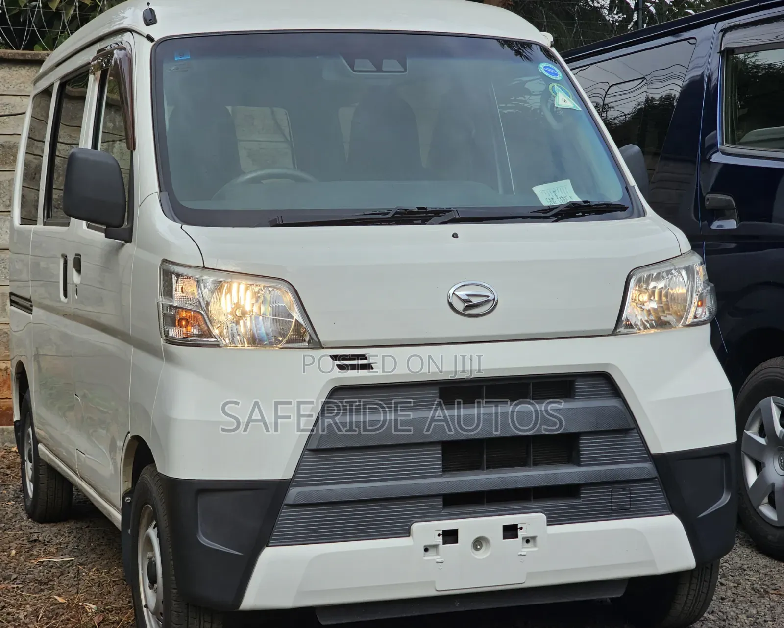 Daihatsu Hijet 2018 White