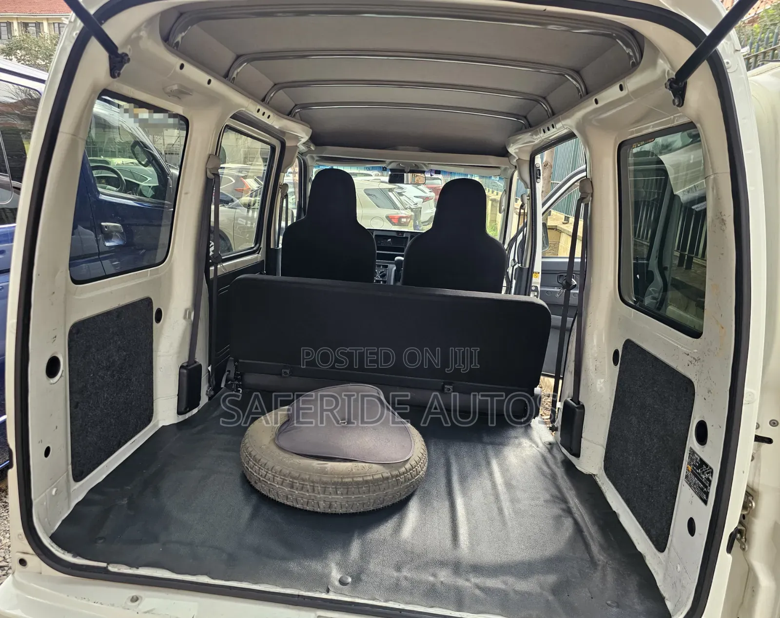 Daihatsu Hijet 2018 White