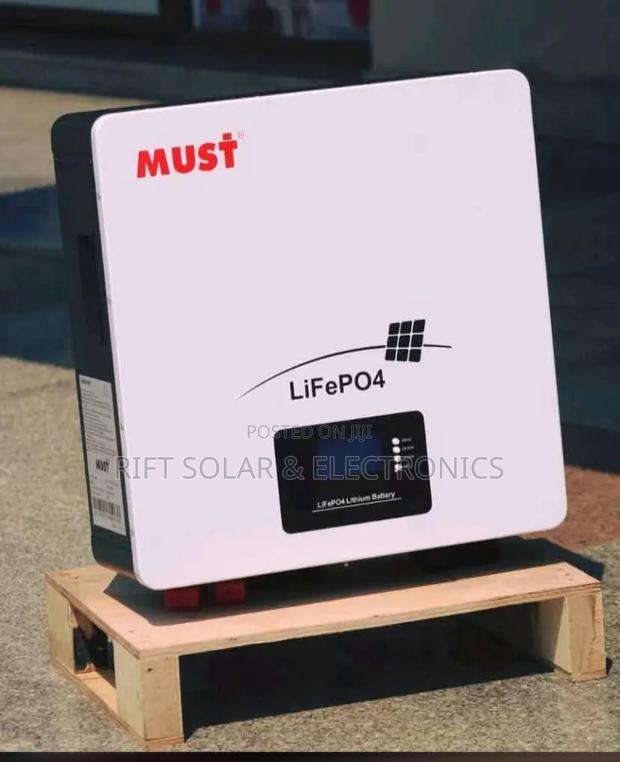Must 200Ah - 5.12 kWh - 24v Lithium Ion Solar Battery 6000 Cycle