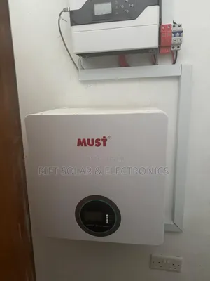 Must 200Ah - 5.12 kWh - 24v Lithium Ion Solar Battery 6000 Cycle